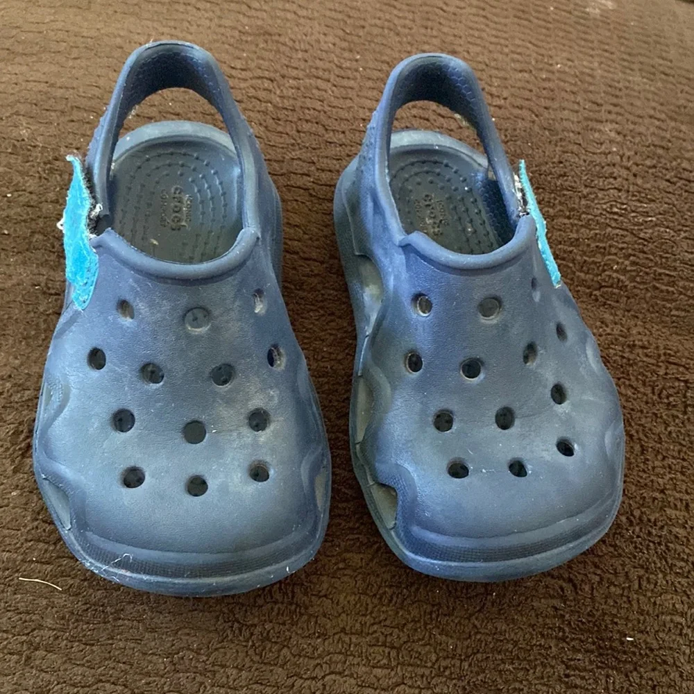 Toddler Crocs - Picture 1 of 3